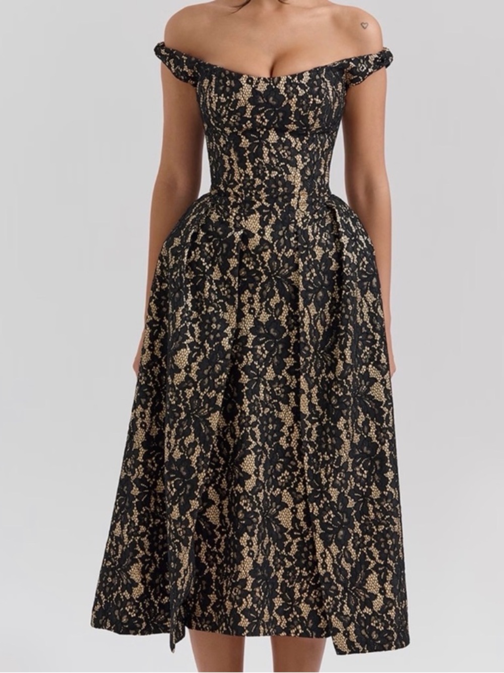 House of CB Black Lace Maxi Dress with Nude Underlay - Picture 3 of 4